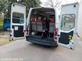 2012-renault-master-1414968-45411443