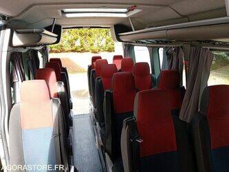 2012-renault-master-1414968-45411444