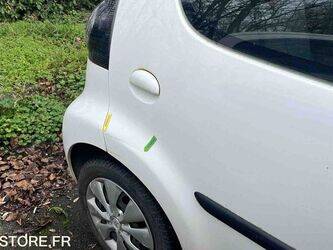 2009-citroen-c1-1414973-45411477