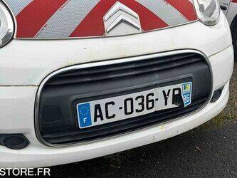 2009-citroen-c1-1414983-45411583