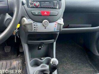 2009-citroen-c1-1414983-45411586