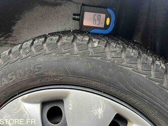 2009-citroen-c1-1414983-45411587