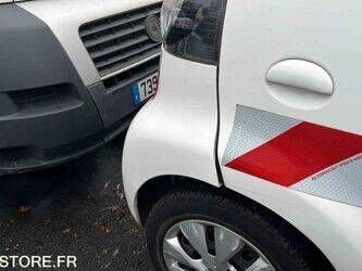 2009-citroen-c1-1414983-45411589