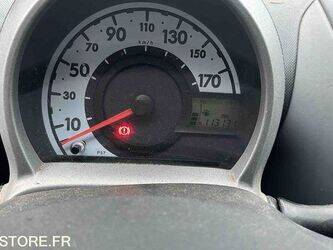 2009-citroen-c1-1414983-45411594