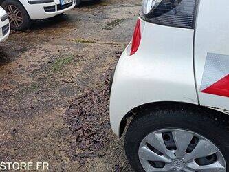 2010-citroen-c1-1414985-45411611