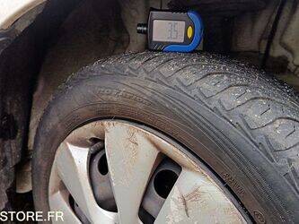 2010-citroen-c1-1414985-45411622