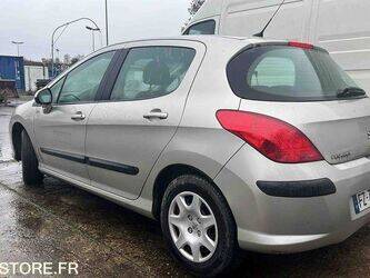 2008-peugeot-308-1414989-45411670