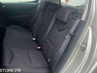 2008-peugeot-308-1414989-45411672