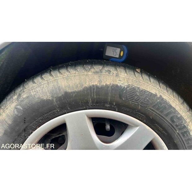 2008 Peugeot 308-45411685