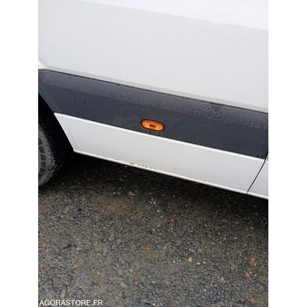 2009 Mercedes-Benz SPRINTER-45411711