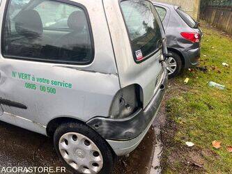 renault-twingo-1414992-45411719