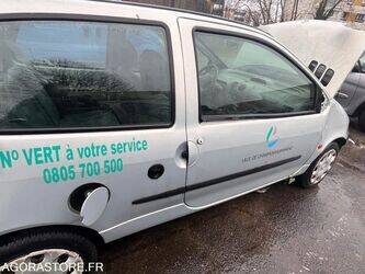 renault-twingo-1414992-45411721