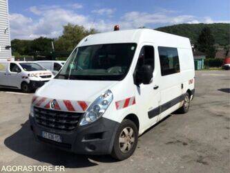 2013-renault-master-1415010-45411845