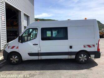 2013-renault-master-1415010-45411848