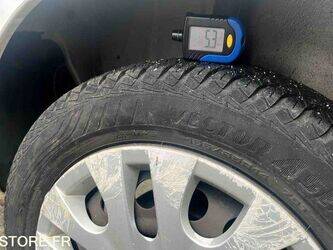 2013-citroen-c1-1415011-45411869