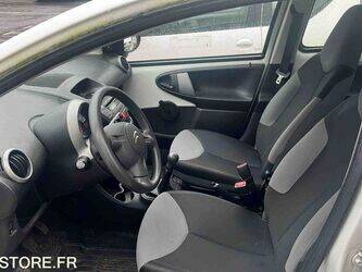 2013-citroen-c1-1415011-45411888