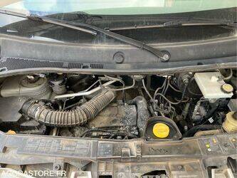 2013-renault-master-1415017-45411957