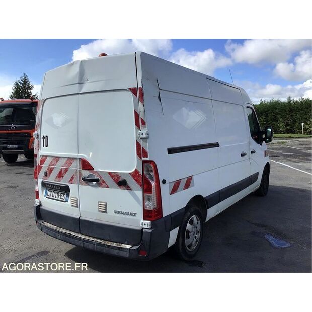 2013 رينو Master-45411968