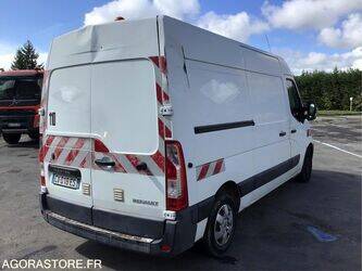 2013-renault-master-1415019-45411968