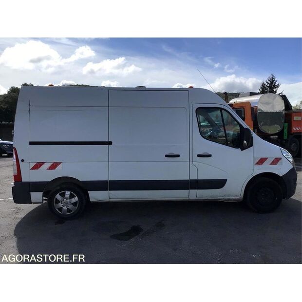 2013 رينو Master-45411972