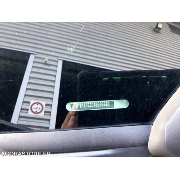 2013 رينو Master-45411988