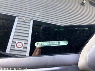 2013-renault-master-1415019-45411988