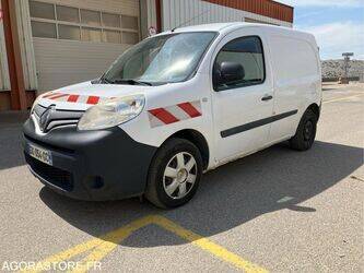2014-renault-kangoo-1415022-45412031