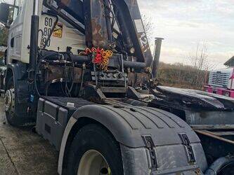 2000-scania-114-1415031-45412135