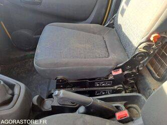 2009-citroen-nemo-1415037-45412172