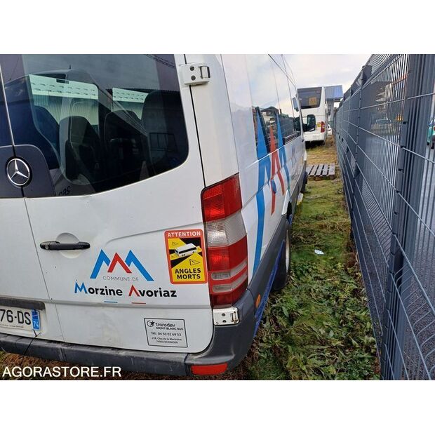 2011 Mercedes-Benz SPRINTER-45412188