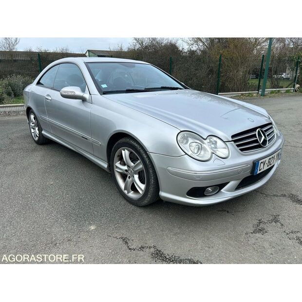 2002 Mercedes-Benz CLK-45412220