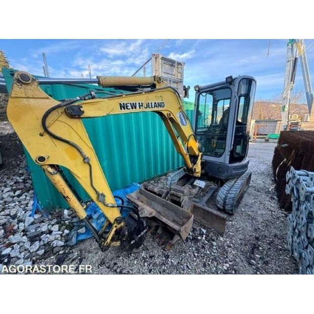 New Holland E30.2-45412275
