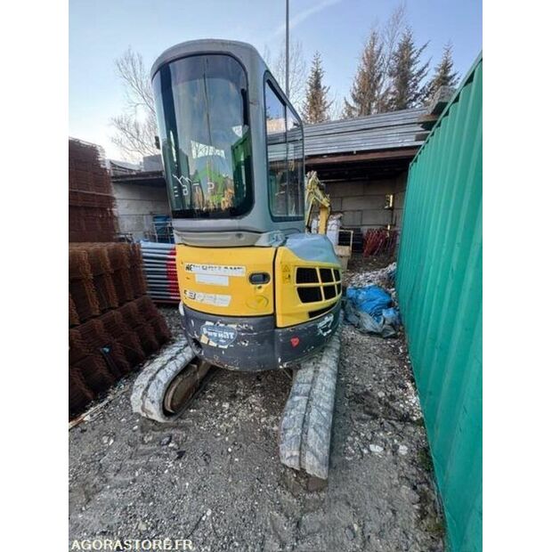 New Holland E30.2-45412279