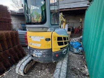 new-holland-e30-2-1415045-45412279