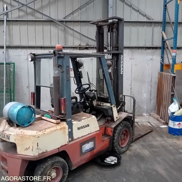 نيسان UGJ02A30U-45412423