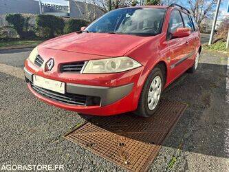 2006-renault-megane-1415068-45412428