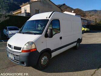 صورة ل عربات 2006 رينو Master