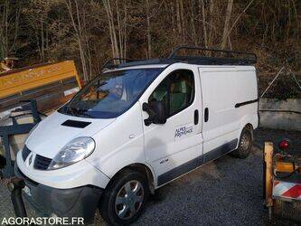 صورة ل عربات 2010 رينو Trafic