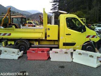 2011-renault-master-1415074-45412493