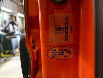 2005-renault-master-1415075-45412502