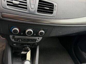 2013-citroen-c4-1415084-45412563