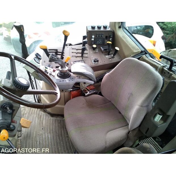 2000 JOHN DEERE 6220-45412573