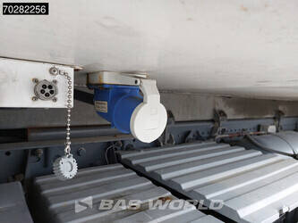 2013-mercedes-benz-atego-1324-1390435-45412793