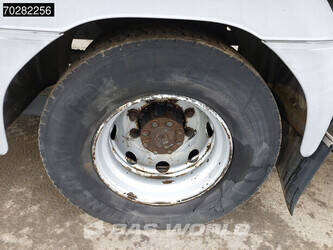 2013-mercedes-benz-atego-1324-1390435-45412796