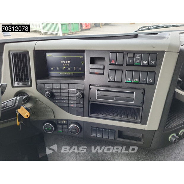 2016 فولفو FM 460-45412949