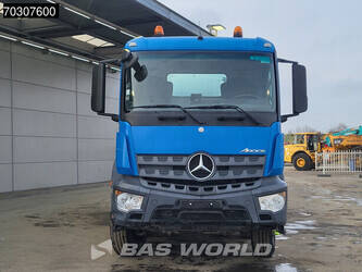 2017-mercedes-benz-arocs-3240-1415112-45413194