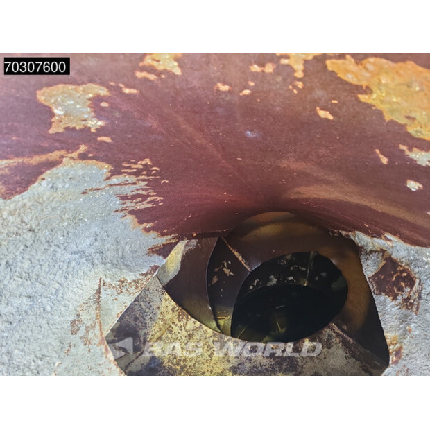 2017 مرسيدس بنز AROCS 3240-45413200