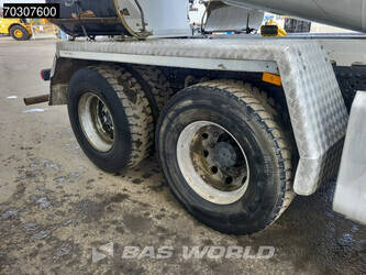 2017-mercedes-benz-arocs-3240-1415112-45413204