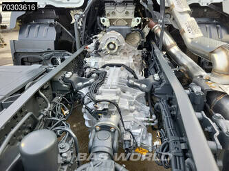 2025-mercedes-benz-arocs-3340-1388352-45413921