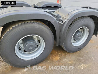 2025-mercedes-benz-arocs-3340-1388352-45413925